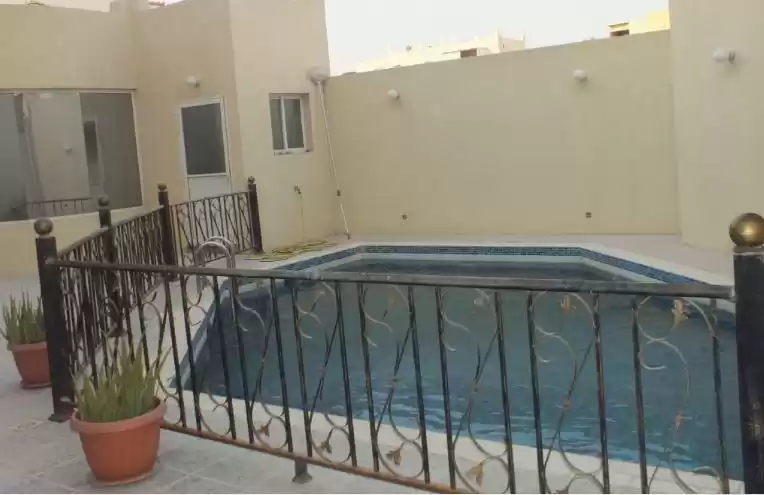 Residential Ready Property 6 Bedrooms S/F Standalone Villa  for rent in Doha #8274 - 1  image 